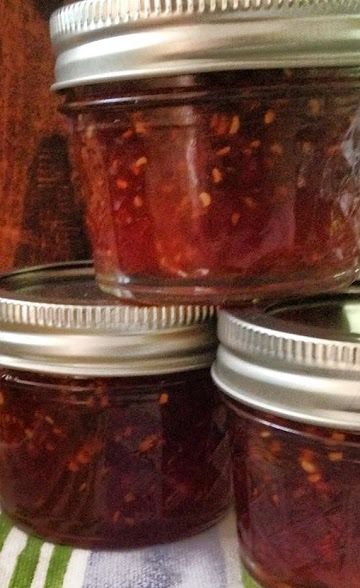 Substituting Honey for Sugar in Home Canning, Cooking, Making Jams, Jellies and Baking Canning Collard Greens, Freeze Strawberries, Freezing Strawberries, Recipe Using Honey, Easy Pickling Recipes, Rhubarb Cobbler, Raspberry Jam Recipe, Homemade Pantry, Jelly Recipes