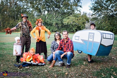 Jill: Our family loves camping and it is our dream to one day have a cute vintage trailer of our own! So we became our own campsite. I started by googling... Camp Costume, Camping Dress, Rv Halloween, Halloween Camping, Firefighter Family, Creative Pumpkin Carving, Dress Up Party, Kids Camping, Clever Halloween Costumes