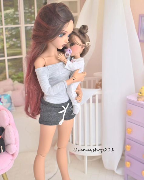 Good night baby🌜 #bjdstory#dollstories#abjdphotography#abjddolls#abjdphoto#bjdstagram💟�💖💖💖💖💖#doll#dolls#dollstagram#minifee#minifeealicia#sunnyshop211#pukifee#pukifeekaka Baby Paper Doll, Good Night Baby, Barbie Ideas, Baby Reborn, Doll Family, Paper Doll, Baby Sets, Paper Dolls, Barbie Dolls