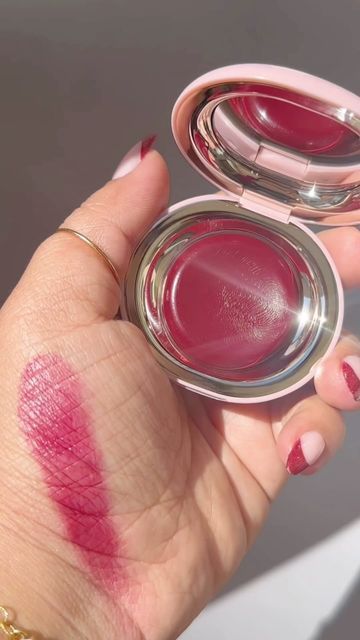 Divya | Beauty Addict & Skincare Savvy✨🧿 on Instagram: "Sunkissed moments with Rare Beauty’s Stay Vulnerable Melting Cream Blush in “Nearly Berry.”✨💗 ‌ This lightweight blush gives my skin a seamless satin finish, and the deep berry shade adds a touch of magic to my holiday glam. ‌ What’s your must-have holiday makeup essential? Share it below and let’s swap beauty secrets! 💖🎄 ‌ Purchased; @rarebeauty ‌ 𝐏𝐥𝐞𝐚𝐬𝐞 𝐝𝐨 𝐧𝐨𝐭 𝐮𝐬𝐞/𝐫𝐞𝐩𝐨𝐬𝐭 𝐨𝐫 𝐮𝐬𝐞 𝐰𝐢𝐭𝐡𝐨𝐮𝐭 𝐩𝐞𝐫𝐦𝐢𝐬𝐬𝐢𝐨𝐧. ‌ Tags: . . . . . . . ‌ #makeupaesthetic #prettymakeup #rarebeauty #blusher #thatgirlaesthetic #rarebeautybyselenagomez #rarebeautyblush #fallmakeup #cutemakeup #prettyaesthetic Rare beauty • Rare beauty blush • Winter makeup • Berry blush • Rare beauty nearly berry blush • Viral blush • Holida Rare Beauty Nearly Berry, Rare Beauty Melting Blush Nearly Berry, Rare Beauty Believe Blush, Rare Beauty Melting Blush, Rare Beauty Stay Vulnerable Blush, Rare Beauty Blush Encourage, Rare Beauty Blush, Berry Blush, Holiday Glam