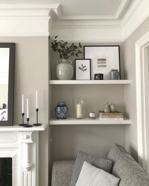 Black Apartment Aesthetic, Styling Shelf, Complete House Renovation, Alcove Ideas Living Room, Alcove Shelves, Black Apartment, Home Decor Cozy, Victorian Living Room, Shelf Decor Living Room