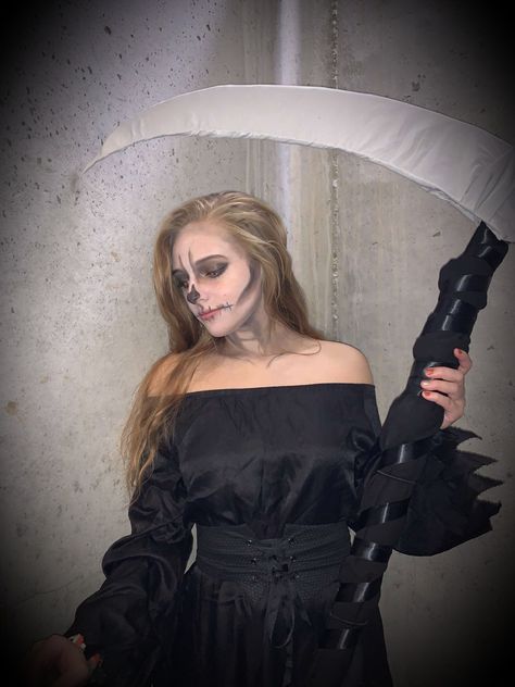 College Halloween Costumes. Grim Reaper Costume. Skeleton face paint. Spooky female college Halloween costume. Reaper Halloween Costume, Grim Reaper Halloween Costume, Female Grim Reaper, Grim Reaper Halloween, Grim Reaper, Halloween Costume, Off Shoulder Blouse, Halloween Costumes, Off Shoulder