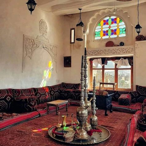 Traditional Yemeni hookah in a traditional living place (Diwan). #yemensidr #honey #sidr #sidrhoney #yemen #diwan #hookah Yemeni People, Low Income Housing, Living Place, Traditional Living, Yemen, Greatest Adventure, Meeting Room, Future House, Middle East