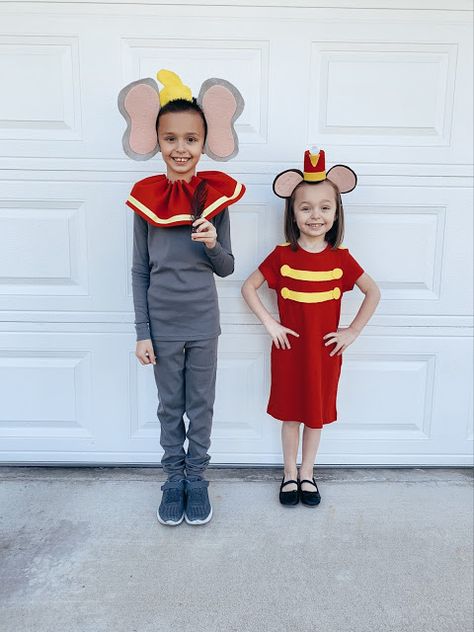 Dumbo Halloween Costume Family, Dumbo Family Costume, Disney Sibling Costumes, Dumbo Costume, Newborn Elephant, All Disney Movies, Sibling Costume, Disney Marathon, Disney Movies To Watch