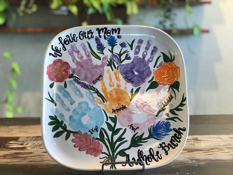 Choose your pottery and paints from a selection online and create this beautiful handprint bouquet! Handprint Plate Ideas, Hand Print Plate Ideas, Handprint Bouquet, Hand Print Pottery Ideas, Handprint Plate, Hand Print Pottery, Hand Print Plate, Handprint Pottery Ideas, Handprint Platter