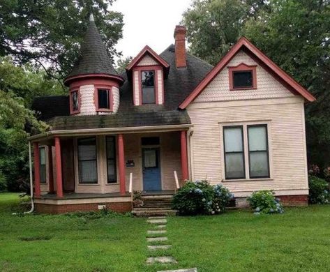 Queen Anne Cottage, Storybook Homes, Homes Ideas, Pool Halls, Spooky House, Old Houses For Sale, Victorian Cottage, Victorian Houses, Sims House