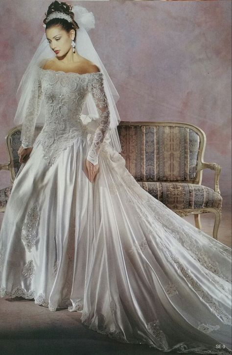 90’s Wedding Dress, Pear Shape Wedding Dress, Wedding Dresses 90s, 1990s Wedding, Wedding Dresses 80s, 90s Wedding Dress, 90s Wedding, Demetrios Wedding Dress, Retro Wedding Dresses