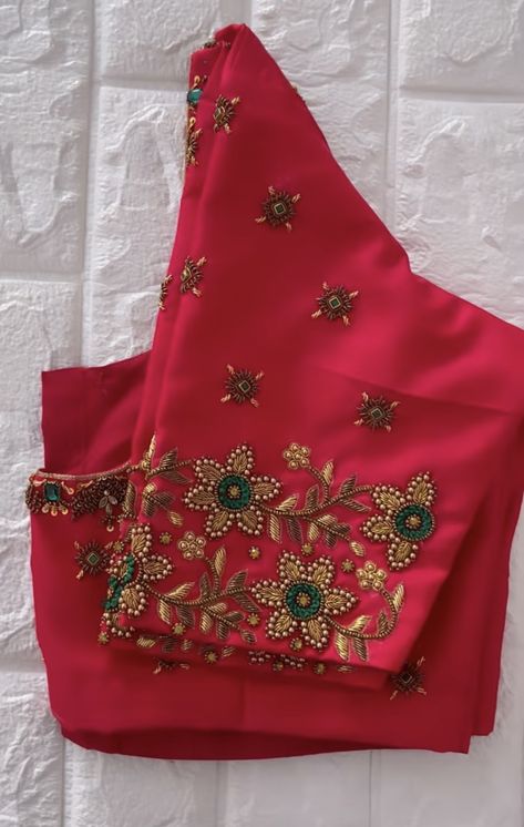 Blouse Designs For Big Border Sarees, Red Color Blouse Maggam Work, Silk Saree Blouse Machine Work Designs, Zarthosi Aari Work Blouse, Aarya Work Blouse Designs, Latest Work Blouses For Pattu Sarees, Simple Green Blouse Designs For Saree, New Aari Work Blouse Designs, Grand Aari Work Blouse Design