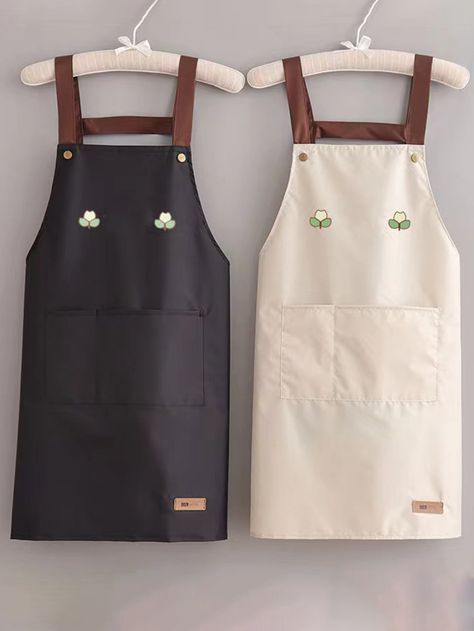 Kitchen Apron Design, Kitchen Uniform, Apron Design, Magic For Kids, Apron Pattern, Shop Apron, Sewing Clothes Women, Cute Aprons, Kitchen Must Haves