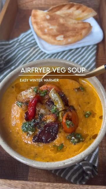 Veg Soup, Vegan Inspiration, Vegan Cookbook, Tasty Foods, Vegan Recipe, Healthier Lifestyle, Delicious Vegan Recipes, Muscle Growth, Roasted Vegetables