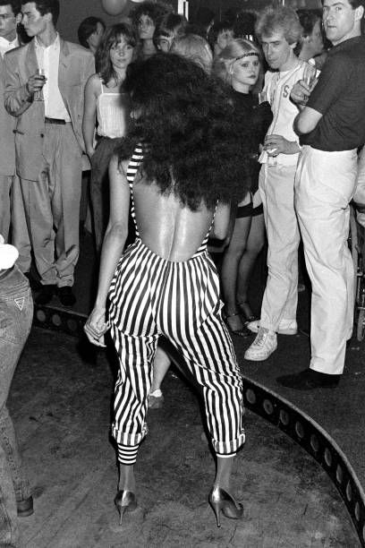 Diana Ross Style, Studio 54 Party, Disco Jumpsuit, 80s Photos, Fashion Words, Black Actresses, Mayfair London, Vintage Black Glamour, Fashion Vocabulary