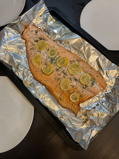 Grilled Salmon Aesthetic, Salmon Aesthetic Food, Grilling Aesthetic, Dinner Aesthetic Food, Salmon Aesthetic, Cooking Aesthetics, Nutritional Foods, Salmon Dill, Dill Salmon