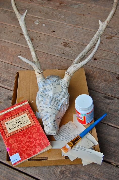 Paper Mache Deer Skull, Diy Deer Skull, Faux Deer Head Decor, Diy Deer Head, Deer Antlers Diy, Paper Mache Deer Head, Dear Antlers, Deer Skull Decor, Diy Antlers