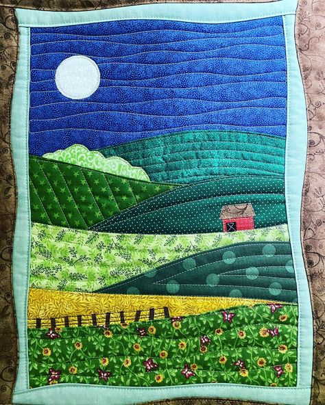 Landscape Fabric Art, Textile Landscapes Fabrics, Quilted Landscapes Wall Hangings, Art Quilts Inspiration Wall Hangings, Fabric Pictures Ideas, Textile Projects Ideas, Fabric Landscape Art, Sewing Landscapes, Landscape Quilts Ideas