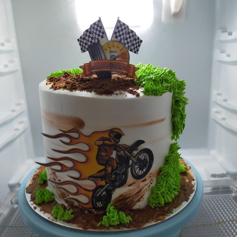 Motorcycle Cake Ideas, Motor Cake, Cake Motorcycle, Motocross Cake, Motorbike Cake, Tire Cake, Motorcycle Cake, Paw Patrol Birthday Theme, Bike Cakes