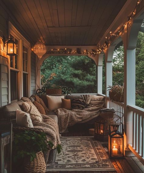 Cozy Cottage Porch, Back Porch Aesthetic, Aesthetic Porch, Porch At Night, Cosy Family Home, Patio Greenhouse, Pnw Home, Cozy Back Porch, Up Decorations