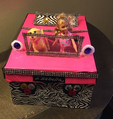 Barbie Valentine Box Ideas For School, Barbie Valentine Box Ideas, Unique Valentine Box Ideas, Barbie Valentines, Movie Drive, Valentine School, Valentine Boxes For School, Diy Valentines Box, Kids Valentine Boxes