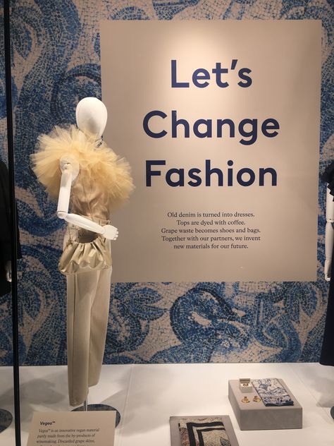 Fashion Store Window Display, Sustainable Window Display, Charity Shop Display Ideas, Fashion Shop Interior, Visual Merchandising Fashion, Fashion Display, Fashion Window Display, Fashion Truck, Fashion Displays