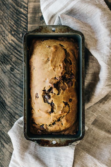 Simple Kabocha Squash Bread with a Chocolate Chip Cinnamon Swirl Kabocha Squash Muffins, Kobucha Squash, Kabocha Squash Bread, Kobucha Squash Recipes, Winter Squash Varieties, Squash Muffins, Squash Bread, Recipes With Yeast, Bread Dishes