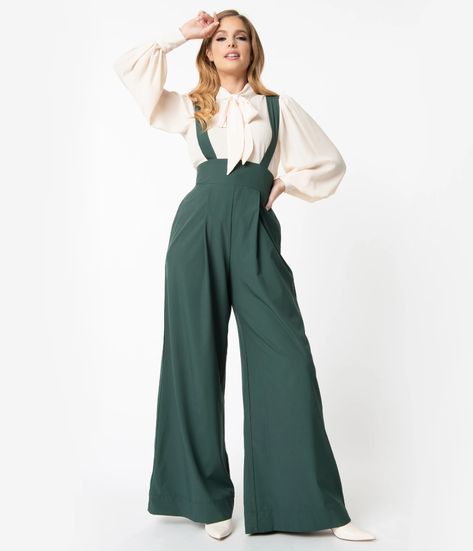 Unique Vintage Green High Waist Rochelle Suspender Pants Hormone Balancing Diet, Uv Clothing, Vintage Brand Clothing, Vintage Overalls, Tokyo Street Fashion, Suspender Pants, Look Retro, Clothing Aesthetic, Green Pants