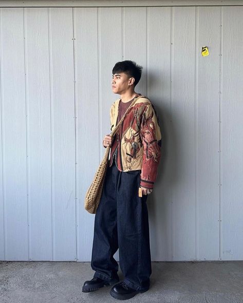 Cardigan Men Outfit, Men Cardigan Outfit, Black Cardigan Outfits, Mens Cardigan Outfit, Cardigan Outfit Men, Cardigan Outfit Spring, Grandpa Outfit, Skater Outfit, Random Vintage