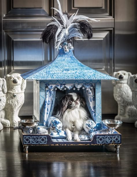 Glam Pad, Luxury Linens, Bed Linen Design, Luxury Pet, Dog Furniture, Bed Linens Luxury, Luxury Dog, Cool Beds, Dog Houses