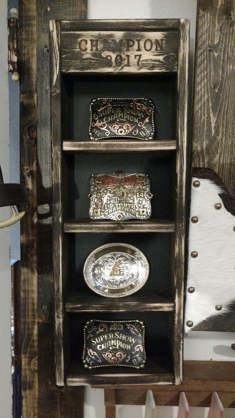 Cowboy Shoot, Horse Trophy, Belt Buckle Display, Buckle Display, Rodeo Belt, 4h Ideas, Rodeo Belt Buckles, Trophy Display, Cowhide Furniture