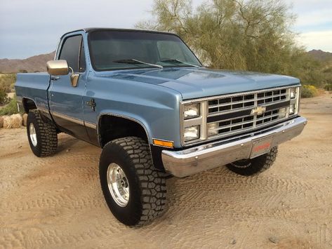 Sell used 1983 Chevrolet K10 Silverado 4x4 Short Bed Shortbed K-10 ... 1985 Chevy Truck, 87 Chevy Truck, Chevy Trucks Older, Chevy K10, Chevy Stepside, Chevrolet Truck, Lifted Chevy Trucks, Chevy Pickup Trucks, Jacked Up Trucks