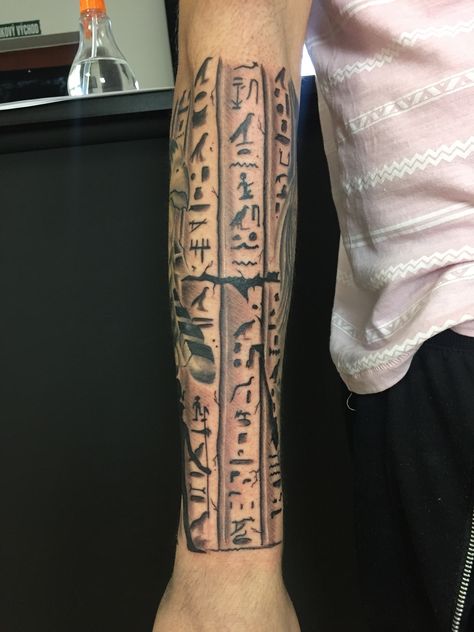 Egyptian Bicep Tattoo Men, Herogliphic Egypt Tattoo, Egyptian Hyroglyphs Tattoo Design, Heiroglyphics Art Tattoo, Hyroglyphics Tattoo Ancient Egypt, Eygptain Tattoos Design, Hyroglyphics Tattoo, Tutankhamun Tattoo, Egypt Tattoo Design Ideas