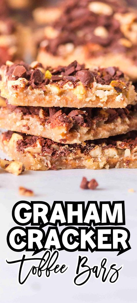 Graham cracker toffee bars are a lovely Christmas treat. Also known as Christmas crack because they're so deliciously addictive, toffee bars with graham crackers are sure to appeal to everyone with a sweet tooth. They're the fun, festive Christmas treat that nobody can resist! Once you've made these speedy, simple Graham cracker toffee bars, you will definitely want to memorize the recipe so you can make them again and again. Your family will go crazy for this Christmas crack recipe! Toffee Graham Cracker Bars, Gram Crackers Dessert, Christmas Toffee Bark Graham Cracker, Toffee Graham Cracker Squares, Desserts With Graham Crackers, Recipes With Graham Crackers, Gram Cracker Christmas Bark, Dessert With Graham Crackers, Graham Bar