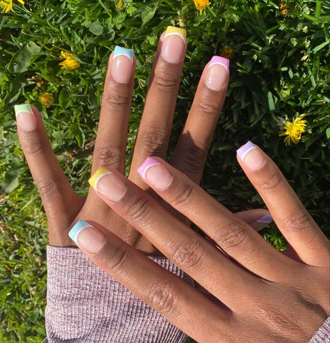 Spring French Tips Nails, Cute French Dip Nails, Spring Nails Easy Simple, Multicolor French Manicure, Colorful Nail Tips French, Multicolored French Tips, Summer French Tips Square, Fun French Tip Nails Square, Multicolour French Tip Nails