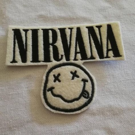 Nirvana Embroidery, Nirvana Patch, Band Embroidery, Deftones Patch, Punk Band Patches, Patch Making, Nirvana Smiley Face, Nirvana Band, Cloth Badges