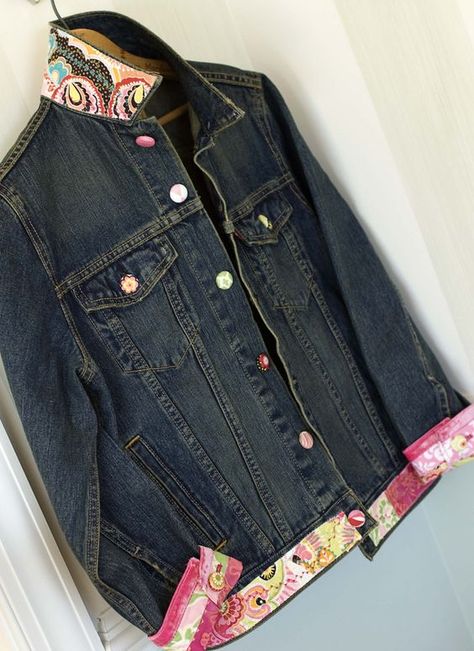 jazzing up a denim jacket | junk4joy Denim Jacket Applique Diy, Upcycled Jean Jacket, Diy Jean Jacket Ideas, Upcycle Jean Jacket, Clothing Embellishments, Jean Jacket Diy, Jeans Recycling, Denim Refashion, Upcycled Denim Jacket