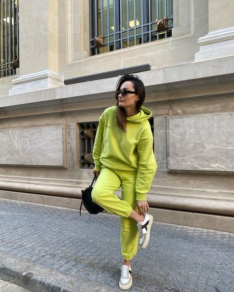 lime green matching joggers and hoodie by Pangaia, 100% organic cotton, paired with neutral sneakers | Araqs (@masensus) Neutral Sneakers, Athletic Wear, Autumn Winter Fashion, Lime Green, Jogging, Winter Fashion, Normcore, Organic Cotton, Fall Winter