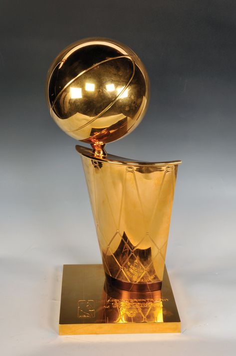 The Larry O'Brien Trophy Nba Championship Trophy, Basketball Trophies, Bob Cousy, Grid Drawing, Spurs Fans, Award Plaque, Team Wallpaper, Hoop Dreams, Basketball Photography