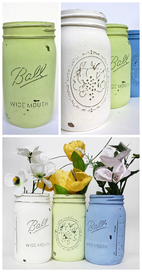 Finished Mason Jars Collage Painting Mason Jars Diy, Painted Mason Jars Diy, Glass Crafts Diy, Diy Chalk Paint Recipe, Chalk Paint Mason Jars, Crafts With Glass Jars, Distressed Mason Jars, Bebe Shower, Painting Glass Jars