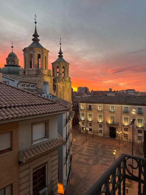 zaragoza, spain #europe #europetravel #travel #spain summer travel #aesthetic Spain Streets Aesthetic, Spain Architecture Aesthetic, Europe Vacation Aesthetic, Travel Aesthetic Spain, Spain Trip Aesthetic, Life In Spain Aesthetic, Spain Astethic, Summer In Spain Aesthetic, Terrassa Spain