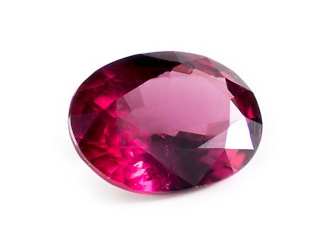 Jewelry Association | Top Jewelers, Diamond Education Birthday Stone, Raw Stone Jewelry, Shiny Objects, Beautiful Rocks, Diamond Education, Rocks And Gems, Garnet Gemstone, Precious Gems, Gems And Minerals