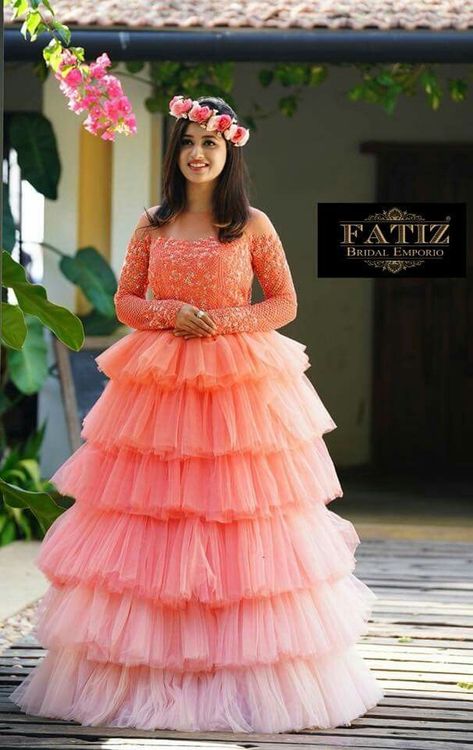 Photoshoot Frocks, Layer Frocks For Women, Long Frocks For Birthday, Netted Long Frocks, Neted Frocks Designs, Ruffle Frock For Women, Birthday Frocks For Women, Net Gown Designs Latest, Layered Frock