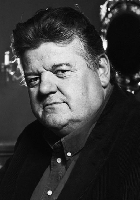 Robbie Coltrane, Historical People, Male Celebrities, Bond Films, Famous Men, Harry Potter Movies, March 20, British Actors, Celebrity Art