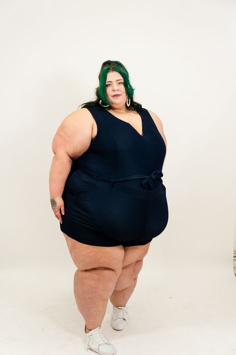 We are so proud to introduce our latest project, Secondhand Stare! Secondhand Stare is a plus size thrift store created and curated by the Ready to Stare team and run online (for now)! You can find sizes L-7X in plus size clothing and accessories from brands like ELOQUII, Lane Bryant, Torrid, Target, Nike, ASOS, Boohoo, Old Navy, Forever21, and many more! We even carry plus size vintage! Big Woman Outfits, Obese Fashion, Plus Size Reference, Plus Size Thrift, Fat Lady Pictures, Proud Pose, Forever 21 Clothes, Target Outfits, Tess Holliday