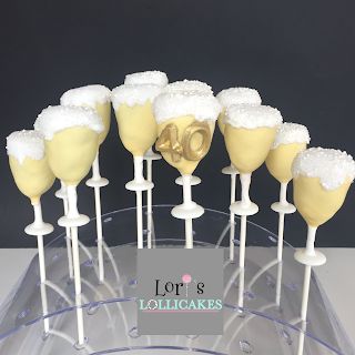 Lori's Lollicakes : 🥂Cheers to 40 years!🥂Champagne glass cake pops with little golden 40s to celebrate a special birthday 🥂 champagne glass cake pops. Cake pops. 40th birthday party ideas. 29th Birthday Party Ideas, Champagne Glass Cake, 29 Birthday Ideas For Her, Champagne Cake Pops, Cheers To 40 Years, Custom Cake Pops, Happy 29th Birthday, 40th Cake, Champagne Birthday