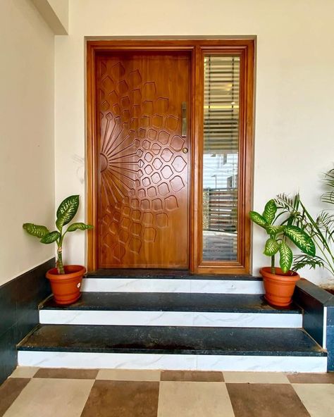 Portico Entry Indian Style, Indian Front Door Design, Main Door Steps Design, Main Door Design Modern Front Entry Teak Wood, Main Entrance Steps Design, Entry Design Entrance, Modern Entrance Door Front Entry Interior Design, Teak Main Door Design Entrance, Wooden Doors Entrance Front Entry