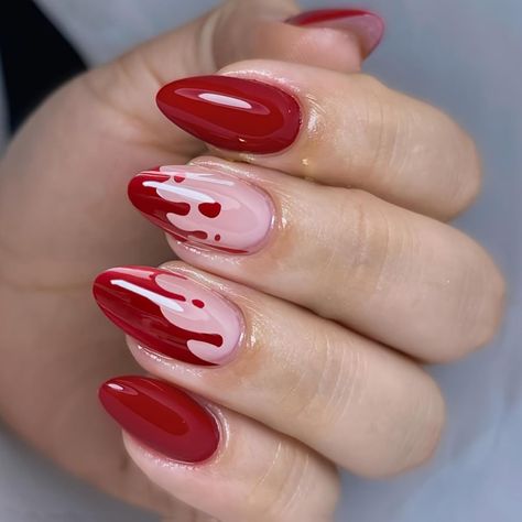 Get ready to make a bold style statement this summer with stunning red nails that exude confidence and beauty. Blood Nails, Nagellack Trends, Halloween Press On Nails, Summer Nail Art, Nagel Tips, Nail Swag, Halloween Nail Designs, Fall Nail Art, Halloween Nail Art