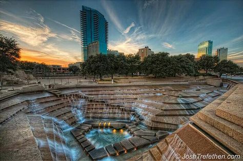 Water Garden in Fort Worth, Texas! Fort Worth Water Gardens, Green Arch, Community Spaces, Logan's Run, Water Architecture, Texas Photo, Philip Johnson, Water Gardens, Ft Worth