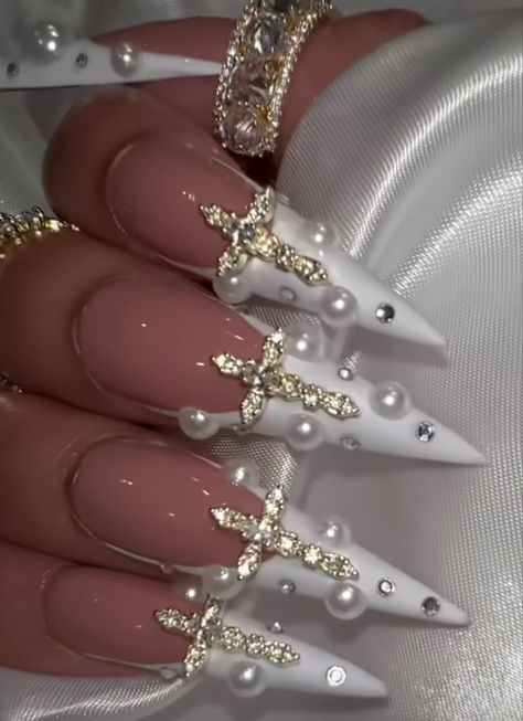 Fall French Tip Nails, Fall French Tip, Valentines Nail Designs, Valentines Nail, Nail Acrylic, Nails Stiletto, Drip Nails, Edgy Nails, Acrylic Design