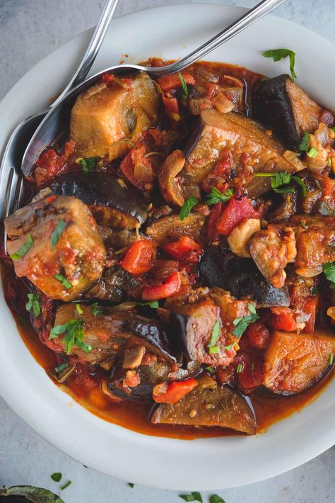 Eggplant In Tomato Sauce, Aubergine And Tomato Recipes, Iranian Eggplant Recipes, Arabic Eggplant Recipes, Greek Aubergine Recipes, Eggplant Stew Recipes, Eggplant Tomato Recipes, Greek Eggplant Recipes, Aubergine Dishes