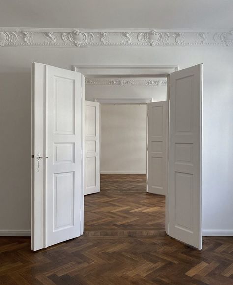 Turn Of The Century Interior, Scandinavian French Interior, Stockholm Apartment Interior, Stockholm Apartment Aesthetic, Amsterdam Apartment Interiors, European Apartment Aesthetic, White Wood Door, Floor Aesthetic, Dreamy Apartment