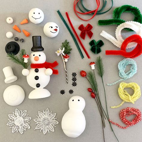 Retro Snowman, Spun Cotton Snowman, Spun Cotton Tutorial, Spun Cotton Ornaments, Chenille Stem Crafts, Chenille Crafts, Retro Crafts, Christmas Mix, Cotton Crafts