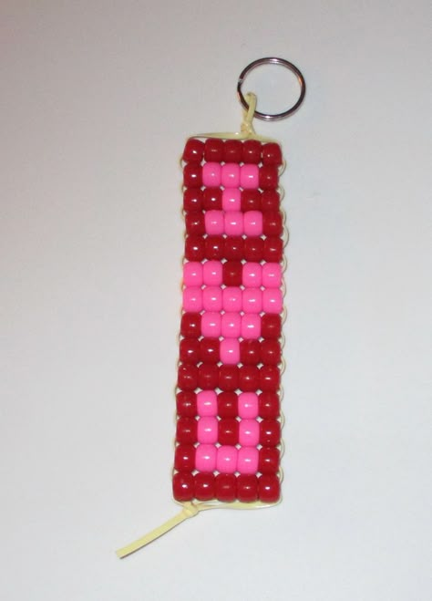 Pony Bead Jewelry Diy, Pony Bead Keychain Patterns Easy, Perler Keychain Ideas, Pony Bead Heart, Pony Bead Keychain Patterns, Bracelets Thread, Pony Bead Jewelry, Bead Lizard, Pony Bead Animals